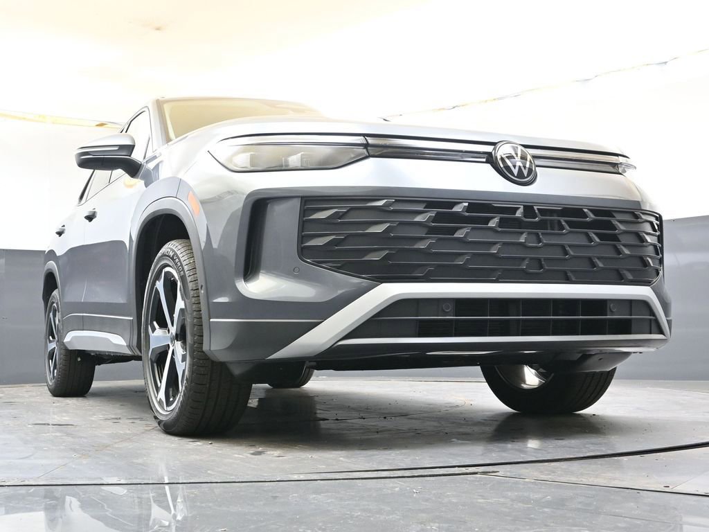New 2026 Volkswagen Tiguan SE AWD/4WD image 44