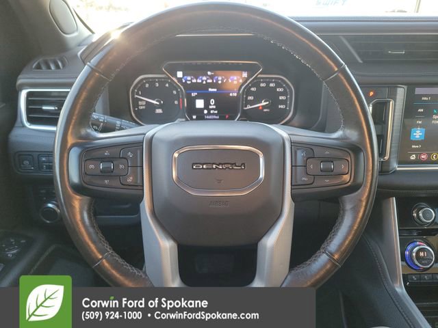 Used 2021 GMC Yukon XL Denali w/ Denali Premium Package image 29