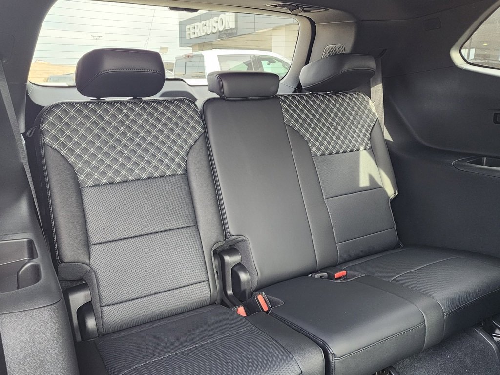 New 2026 GMC Acadia Denali w/ Super Cruise Package image 51