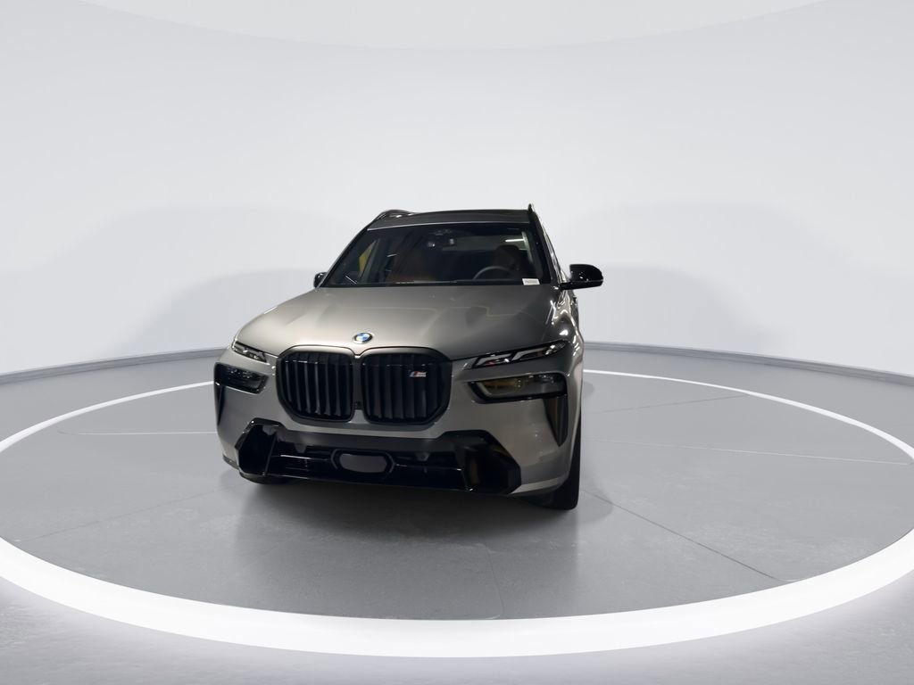 New 2026 BMW X7 M60i image 3