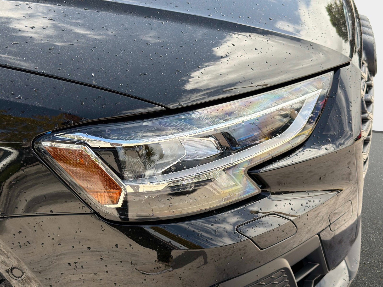 Used 2025 Audi S8 4.0T image 9