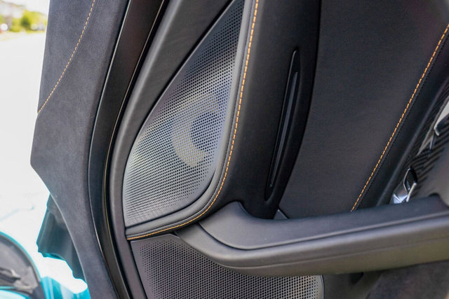 Used 2022 McLaren 720S Spider image 34