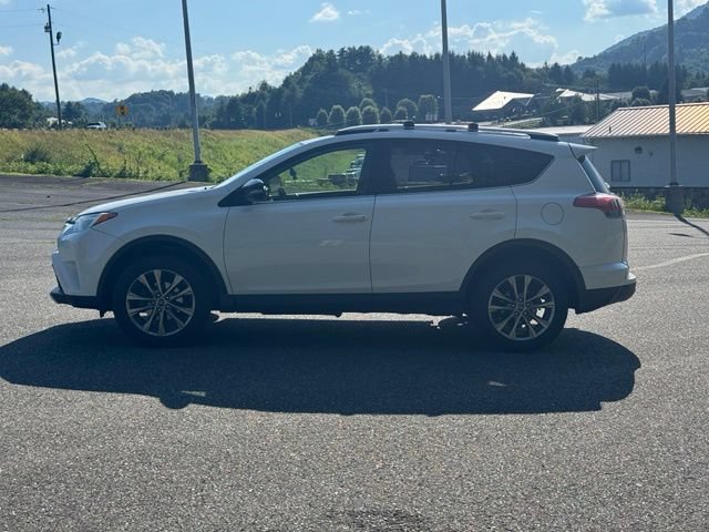 Used 2016 Toyota RAV4 SE AWD/4WD image 4