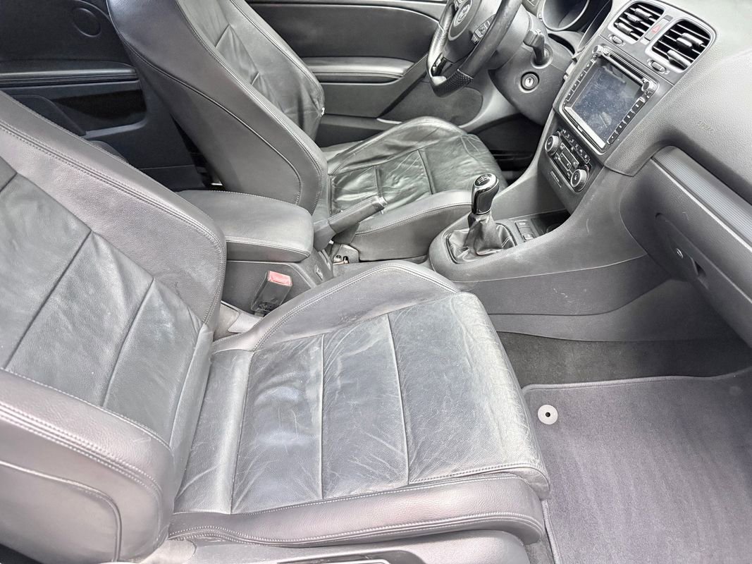 Used 2012 Volkswagen Golf R 2-Door image 11