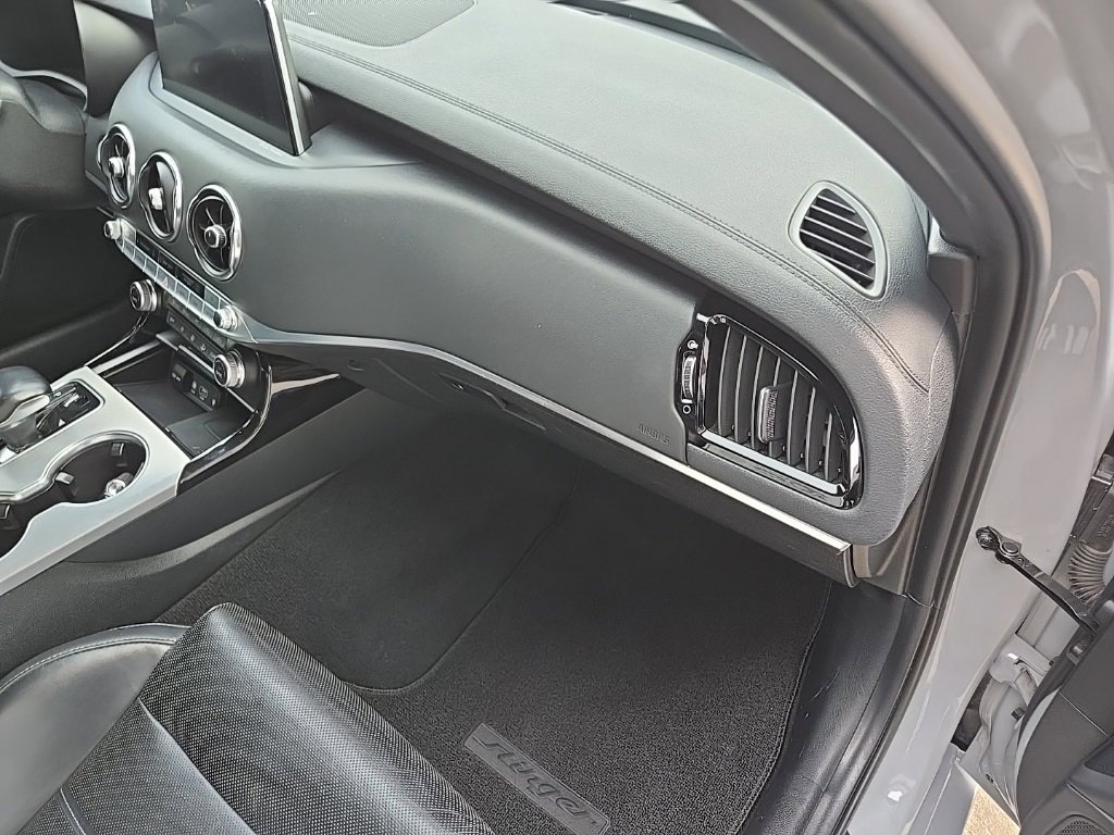 Used 2020 Kia Stinger GT2 image 75