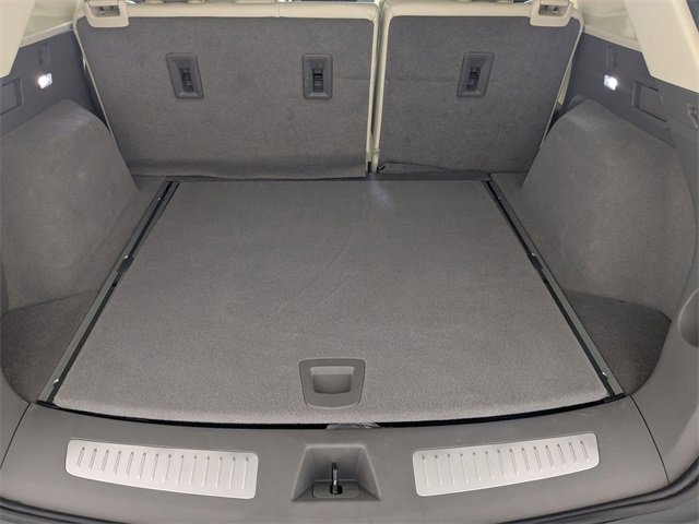 Used 2025 Cadillac XT5 Premium Luxury image 28