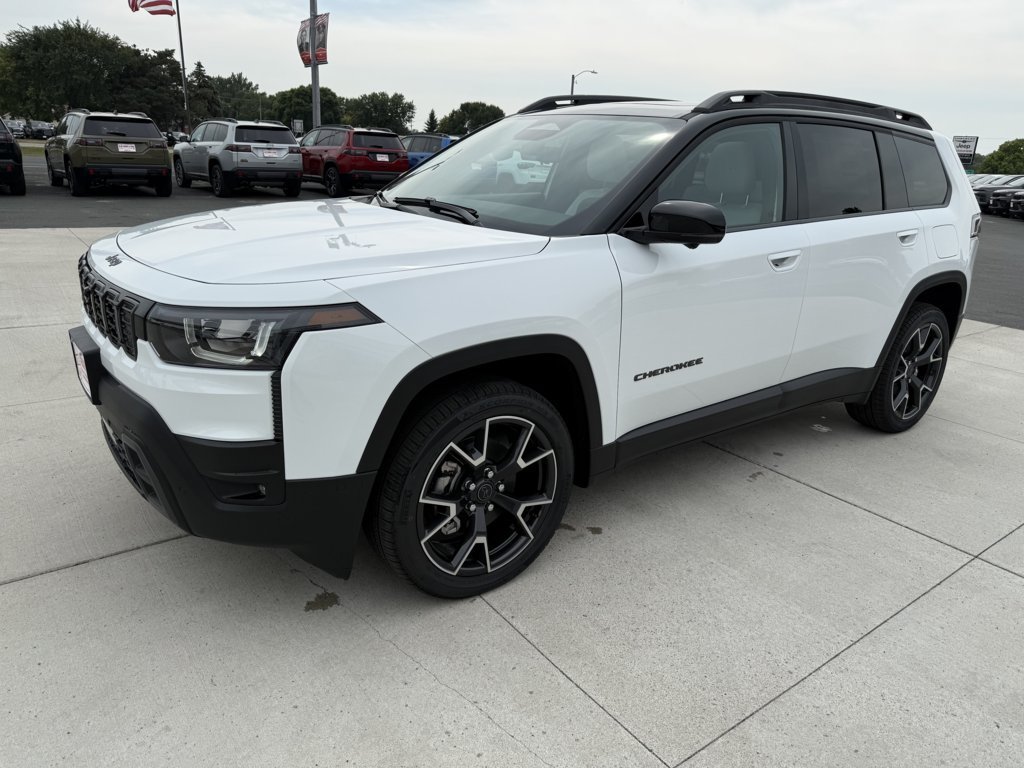 New 2026 Jeep Cherokee Overland w/ Trailer Tow Group AWD/4WD image 4
