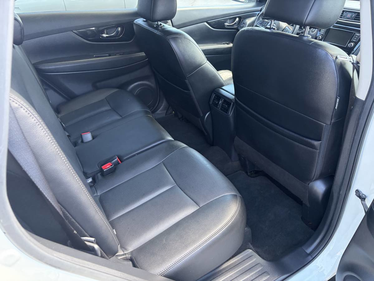 Used 2020 Nissan Rogue SL AWD/4WD image 22