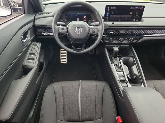 Used 2025 Honda Accord Sport image 11