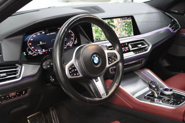 Used 2020 BMW X6 M50i AWD/4WD image 25