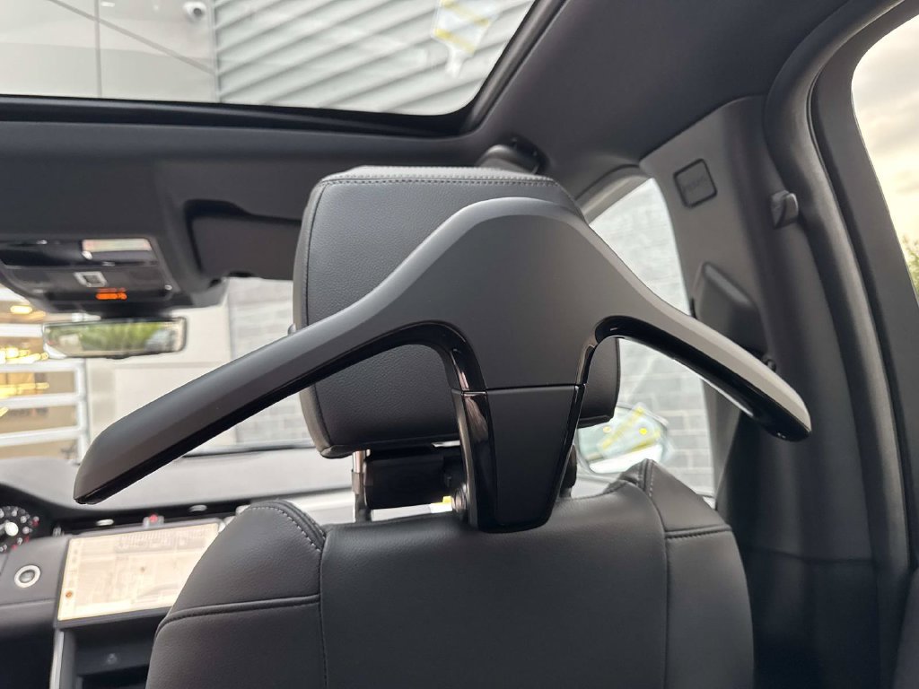 New 2026 Land Rover Discovery Sport Landmark AWD/4WD image 16