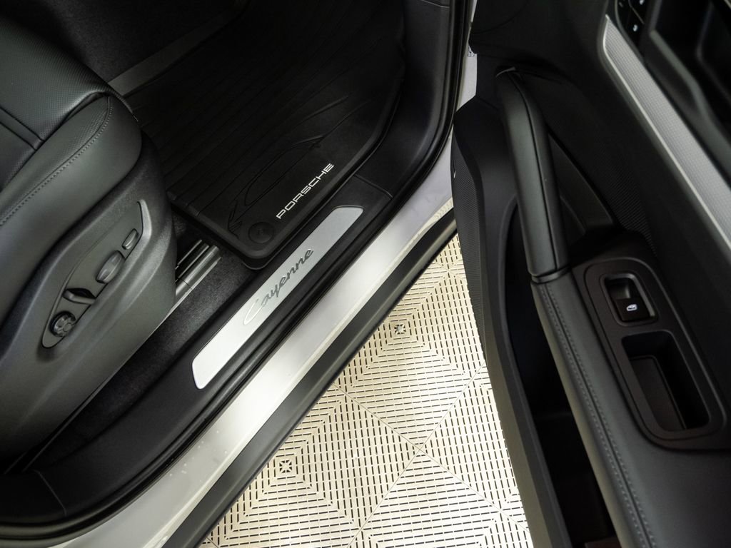 New 2026 Porsche Cayenne image 27