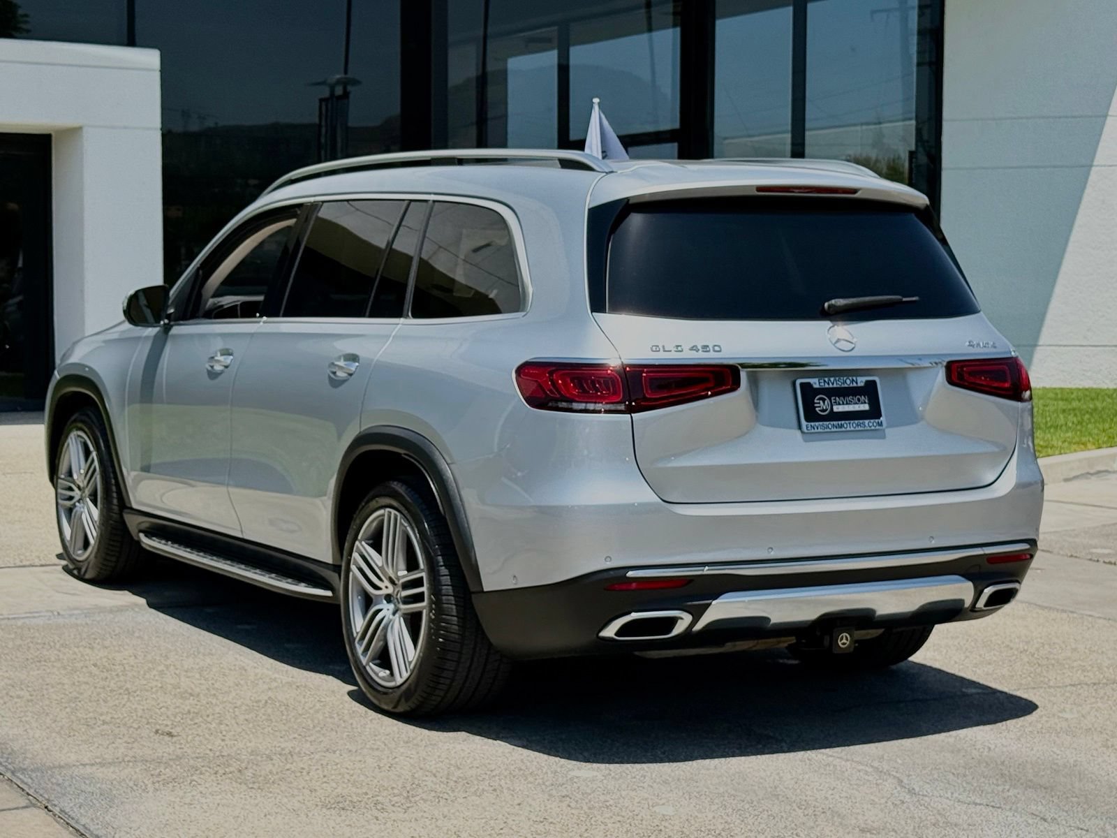 Used 2022 Mercedes-Benz GLS 450 4MATIC w/ Warmth & Comfort Package image 10