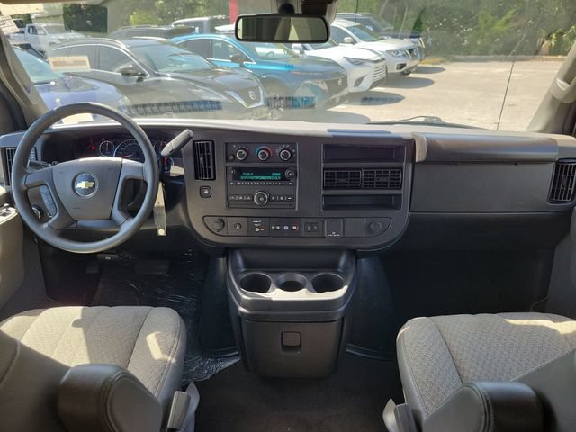 Used 2024 Chevrolet Express 3500 LT w/ LT Preferred Equipment Group RWD image 16