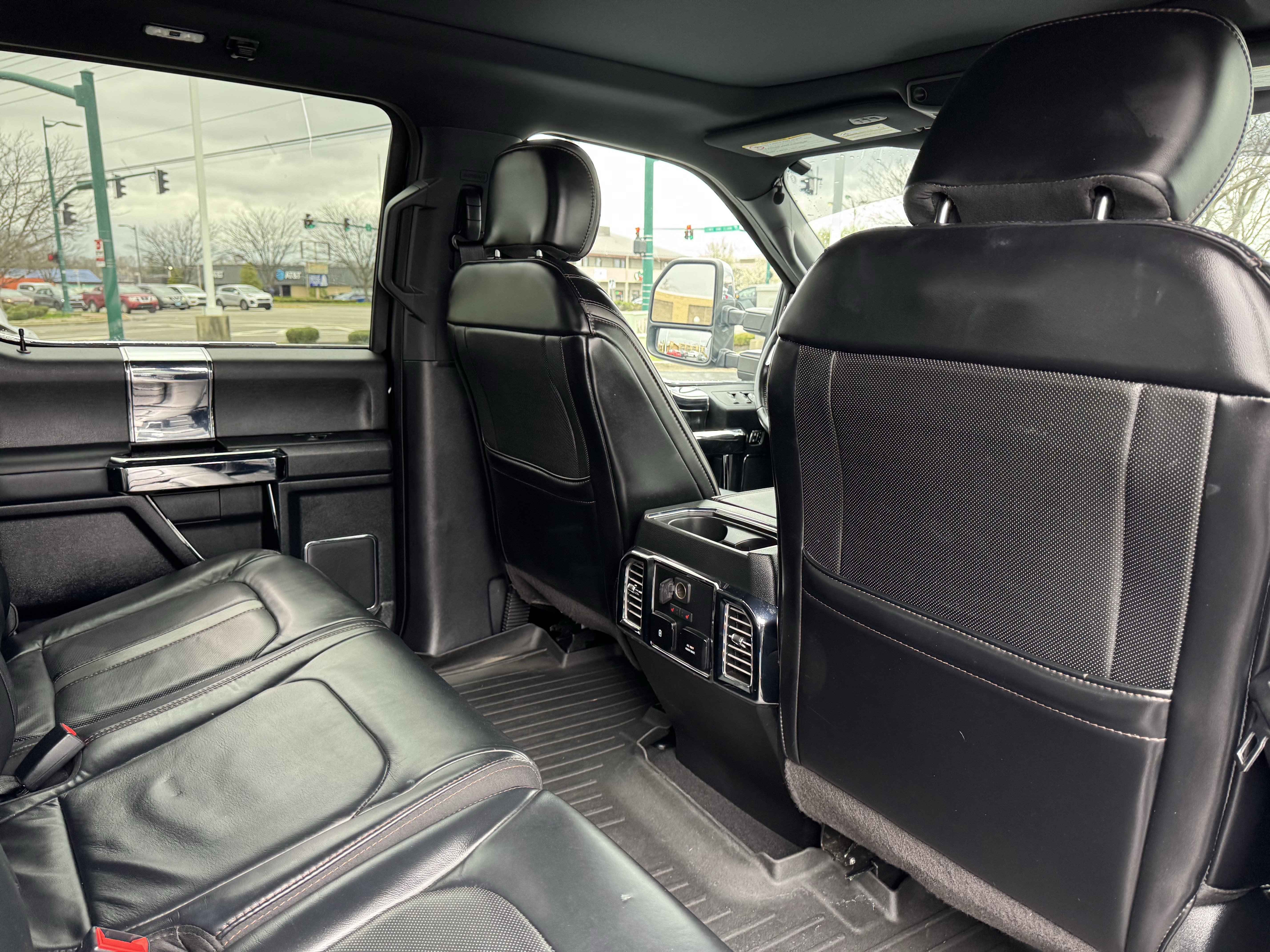 Used 2019 Ford F450 Platinum w/ Platinum Ultimate Package image 36
