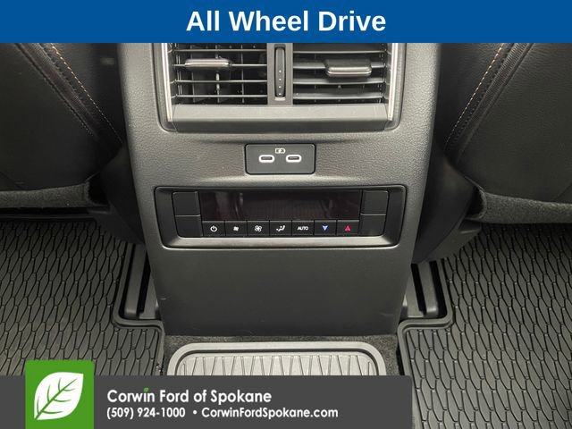 Used 2024 MAZDA CX-90 3.3 Turbo w/ Preferred Package image 13