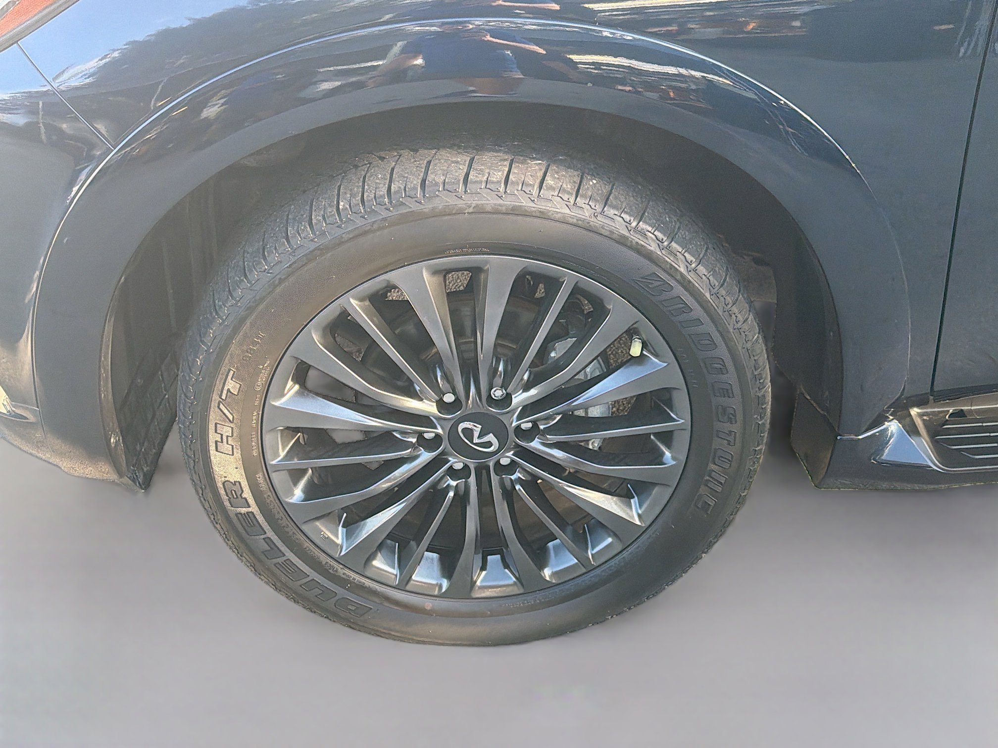 Used 2023 INFINITI QX80 Premium Select w/ Cargo Package image 37