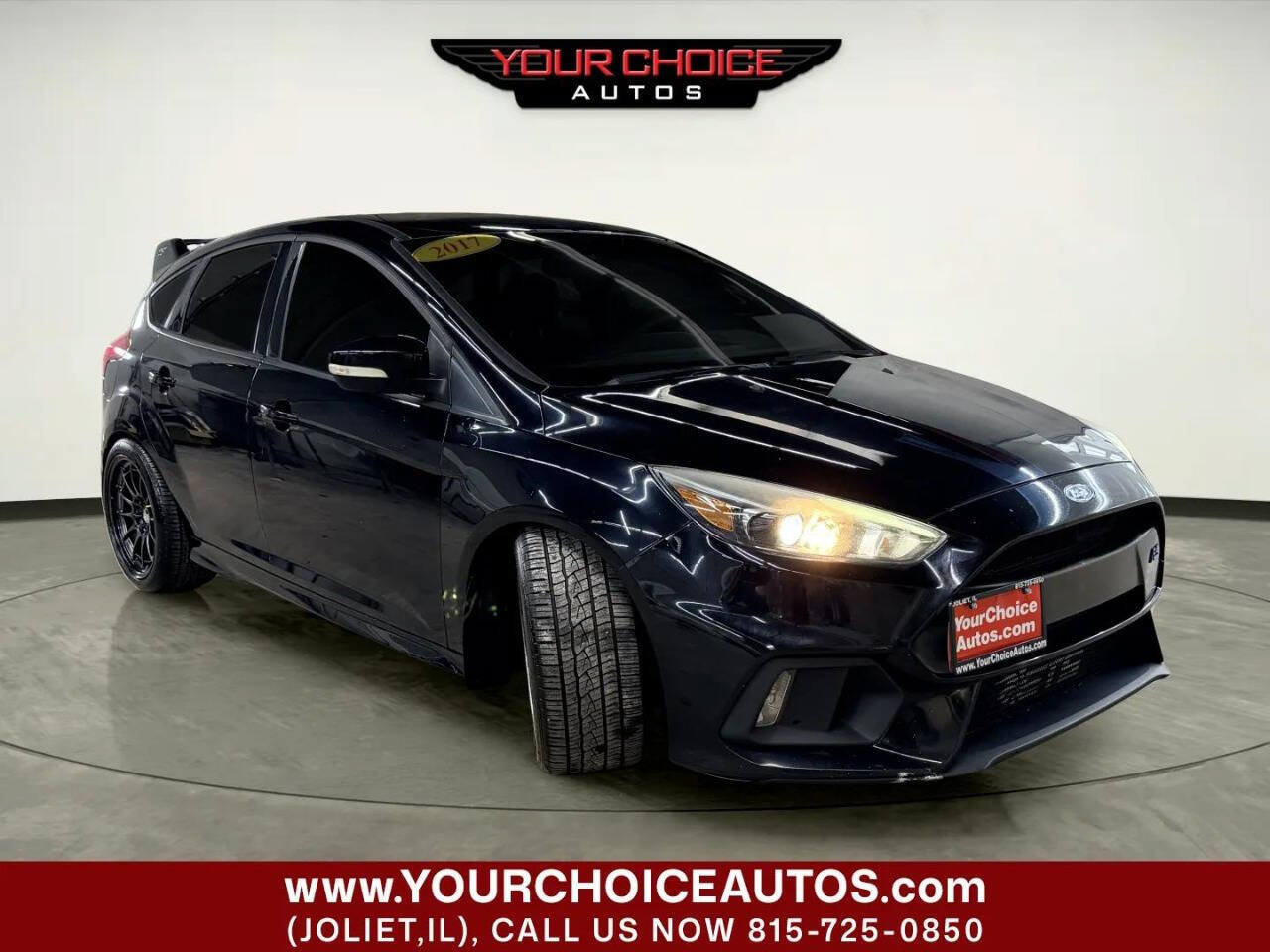 Used 2017 Ford Focus RS AWD/4WD image 3
