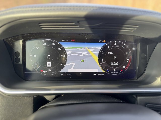 Used 2020 Land Rover Range Rover HSE image 29