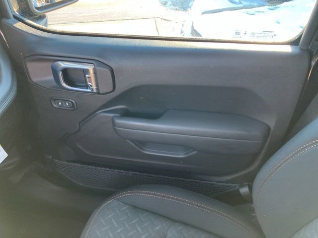 New 2026 Jeep Gladiator Mojave image 15