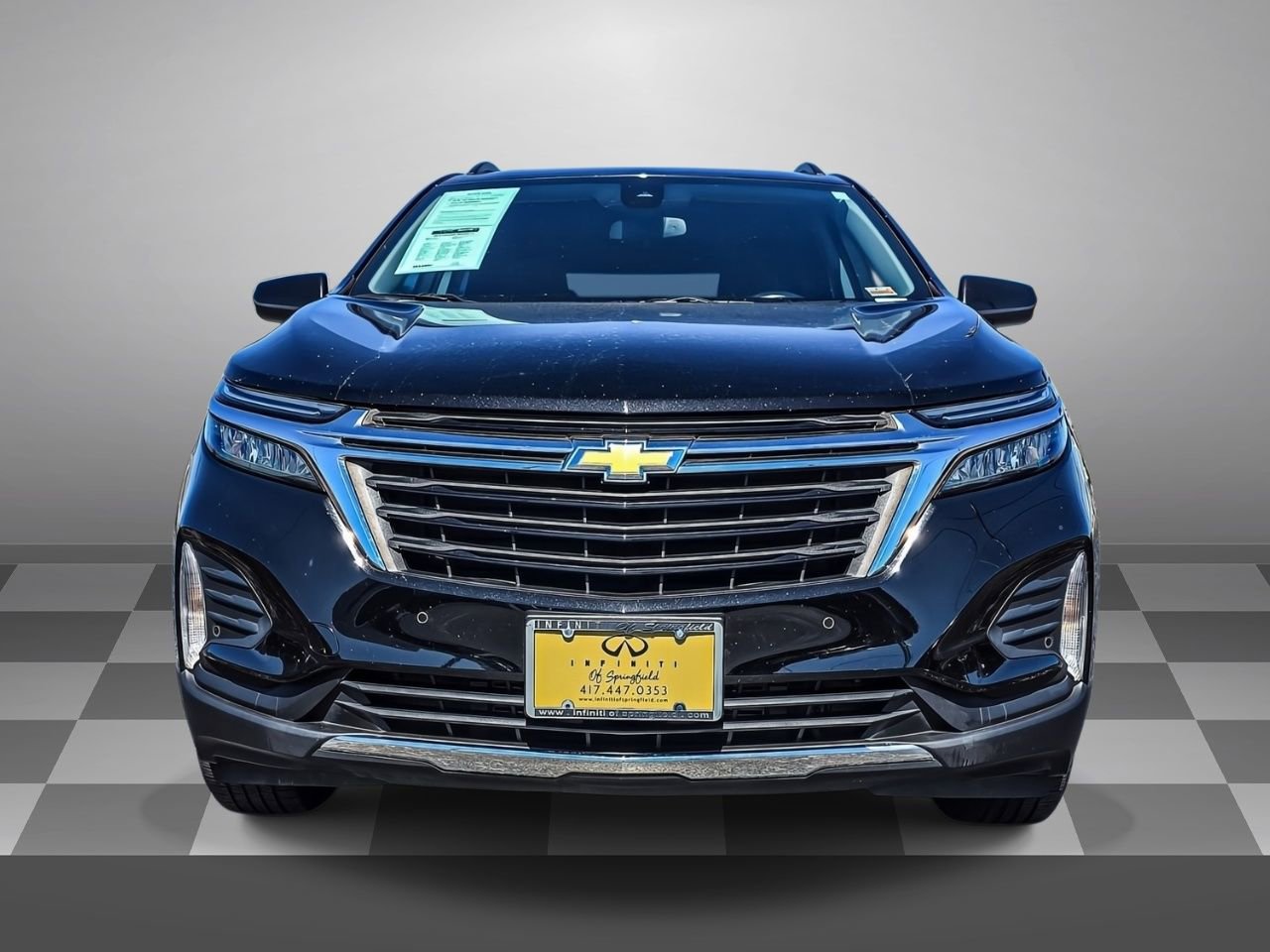 Used 2022 Chevrolet Equinox LT image 2