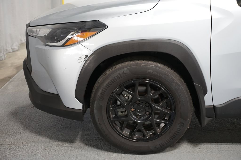 Used 2023 Toyota Corolla Cross L FWD image 5