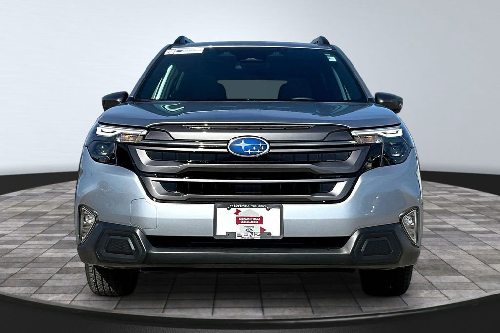 Used 2026 Subaru Forester Premium AWD/4WD image 2