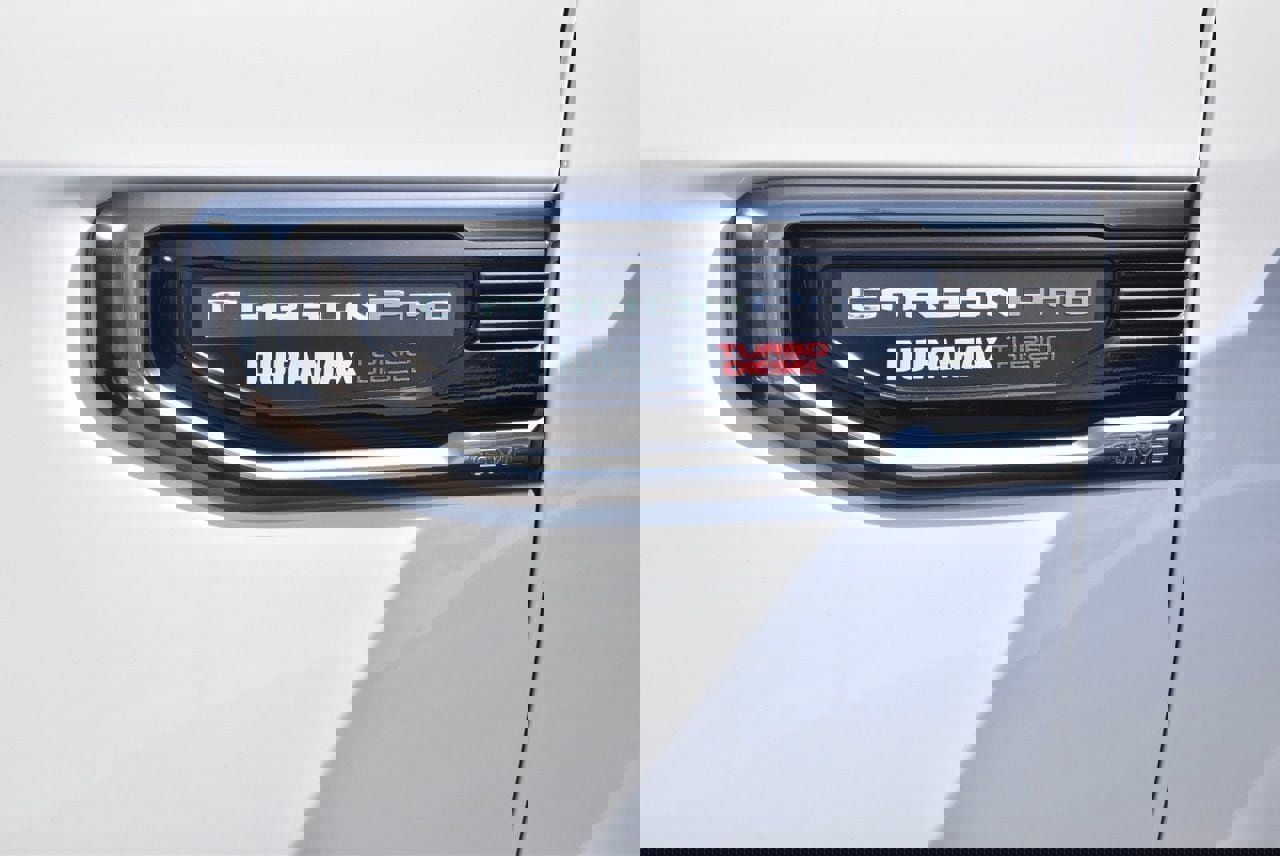 Used 2025 GMC Sierra 1500 AT4 w/ AT4 Premium Package image 43