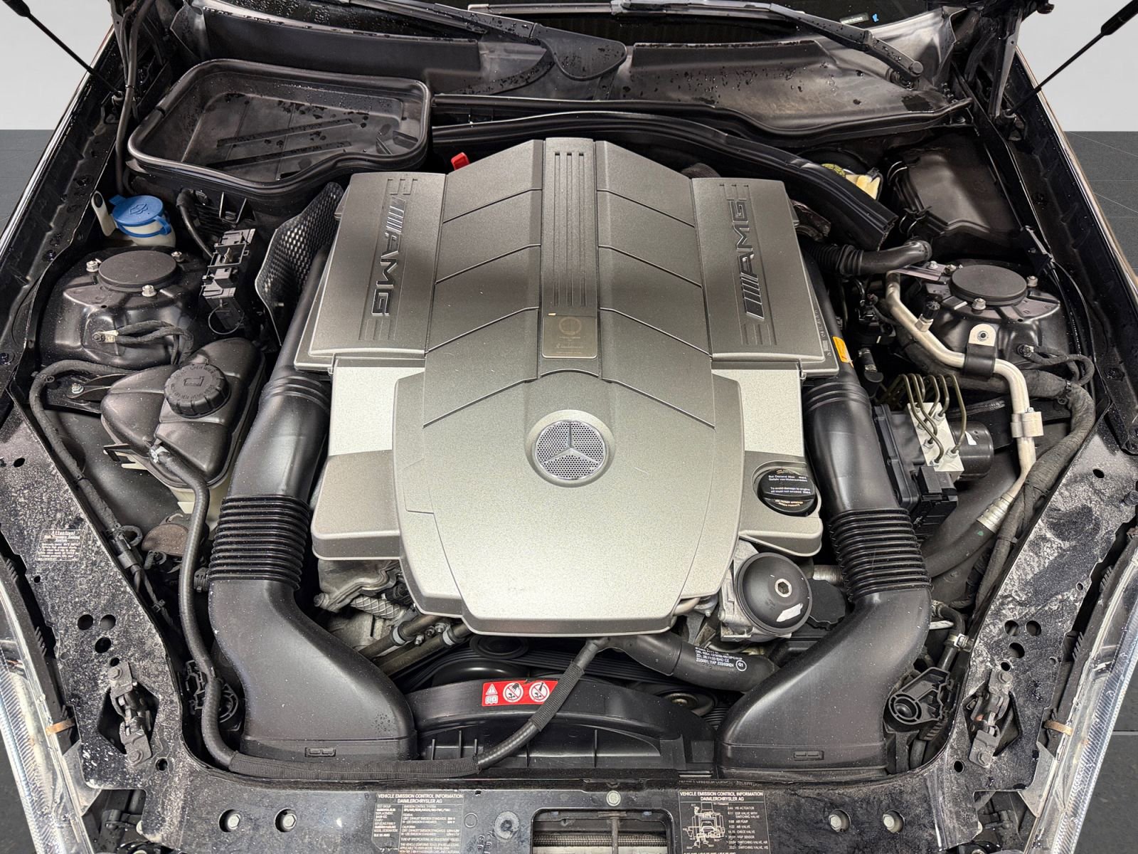Used 2005 Mercedes-Benz SLK 55 AMG image 27