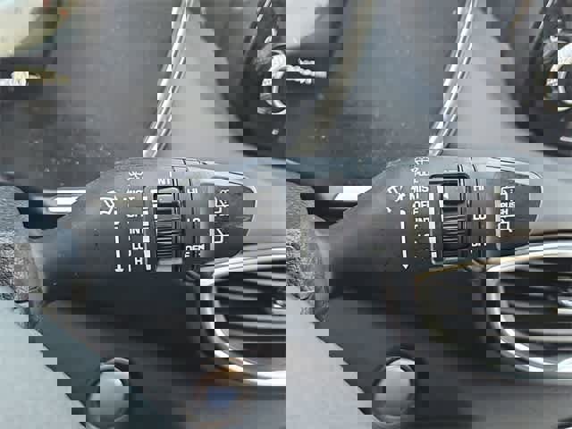 Certified 2022 Hyundai Santa Fe SEL w/ Convenience Package image 25