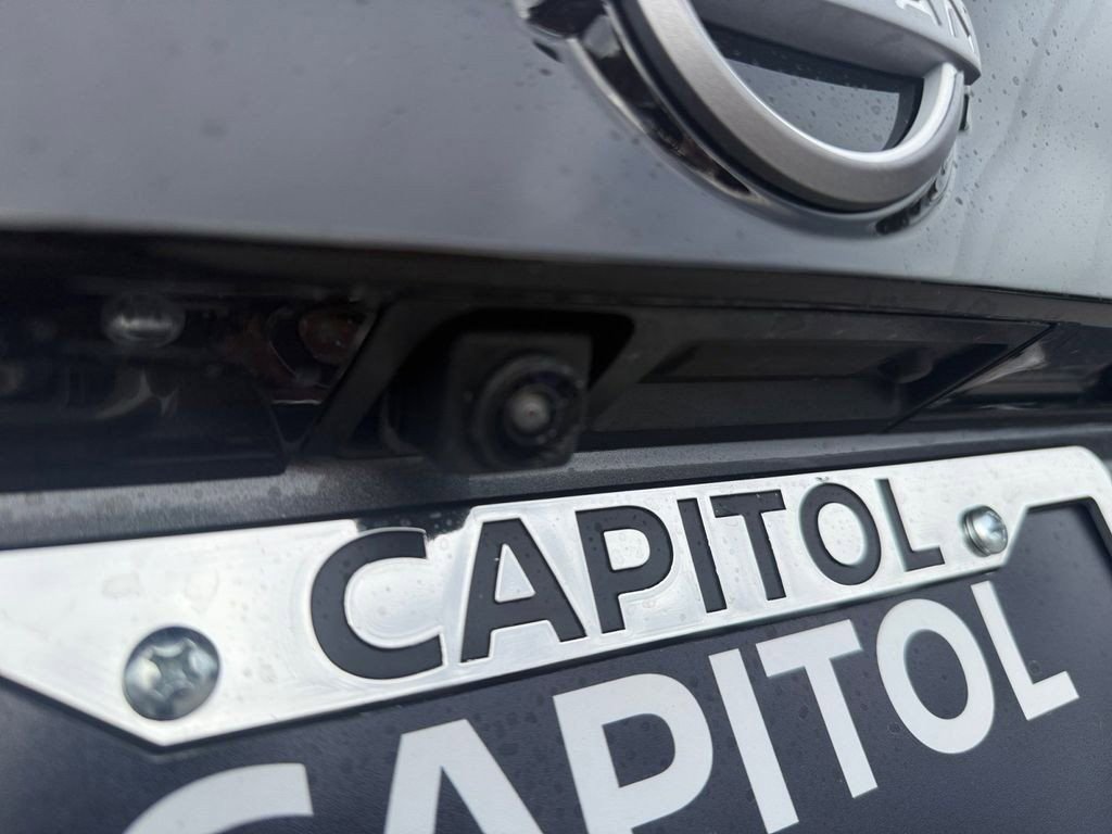 New 2026 Nissan Kicks SR w/ Cold Weather Package image 10