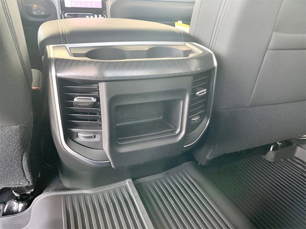 New 2026 RAM 2500 Big Horn AWD/4WD image 23