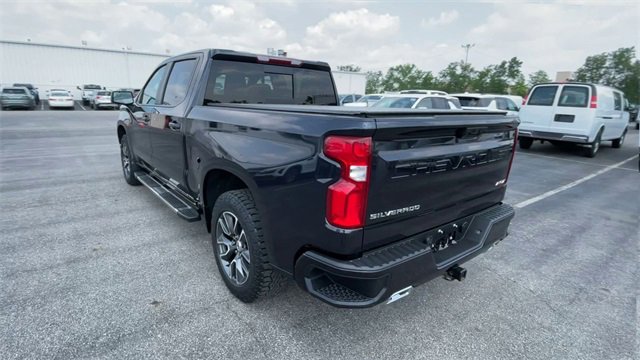 Used 2022 Chevrolet Silverado 1500 RST w/ Convenience Package II image 8
