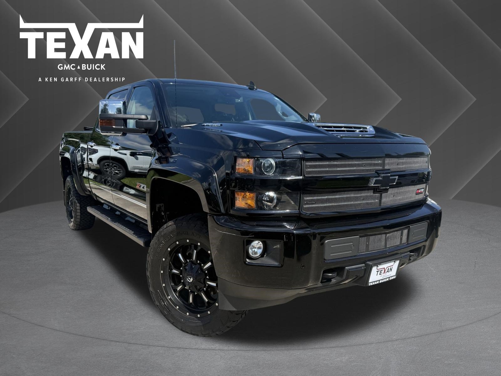 Used 2019 Chevrolet Silverado 3500 LTZ w/ LTZ Plus Package AWD/4WD image 1