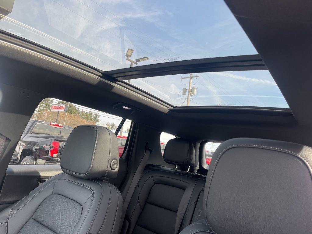 New 2026 Chevrolet Equinox LT w/ Convenience Package II image 25