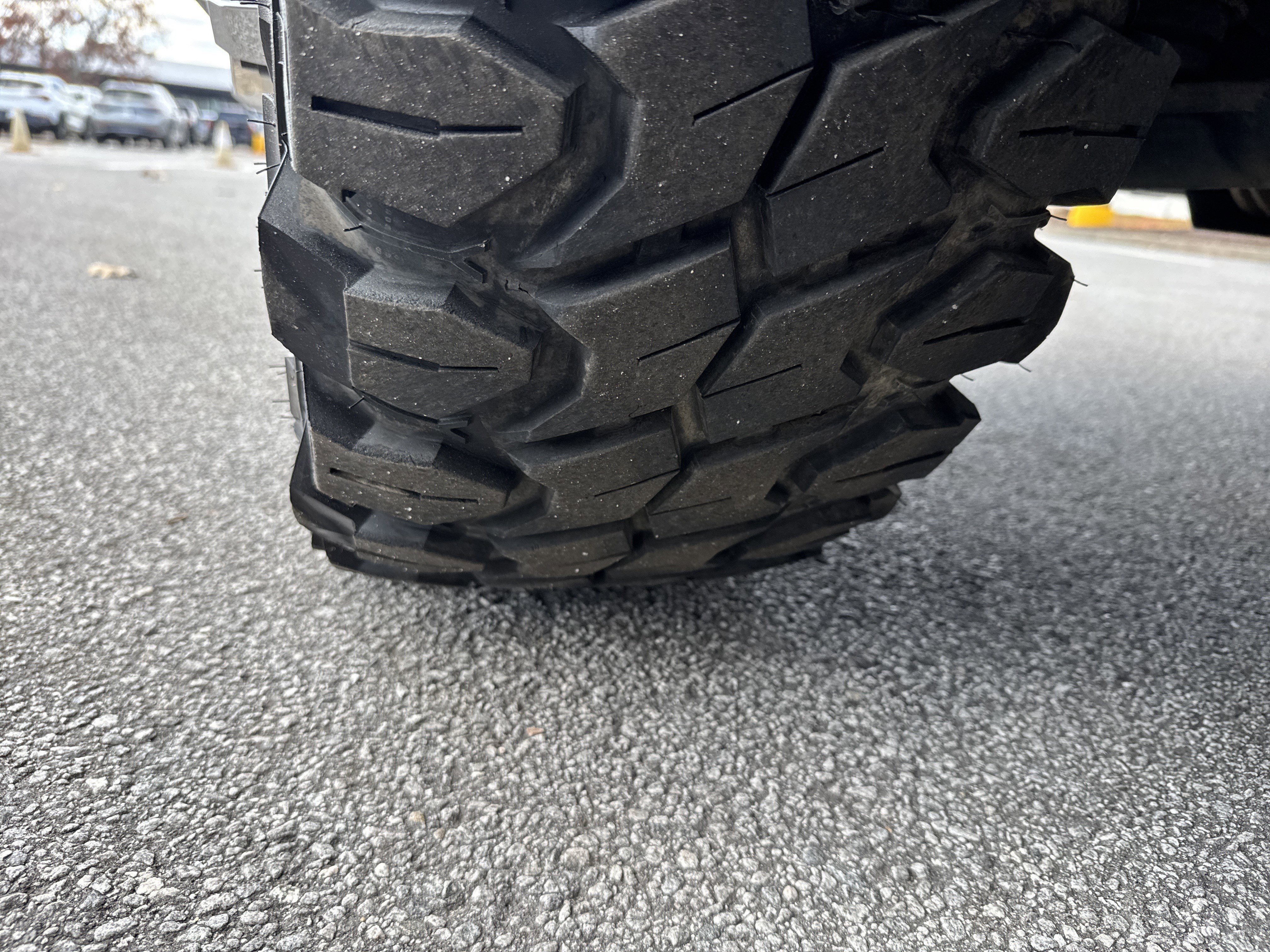 Used 2024 GMC Sierra 3500 Denali w/ Technology Package image 12