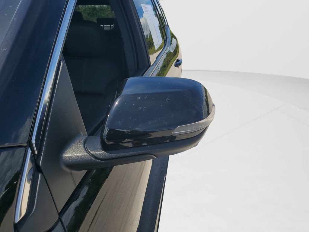 Used 2025 GMC Acadia Elevation w/ Elevation Premium Package FWD image 27