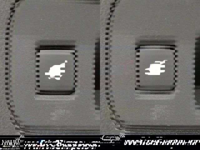 Used 2022 Honda Passport TrailSport image 16