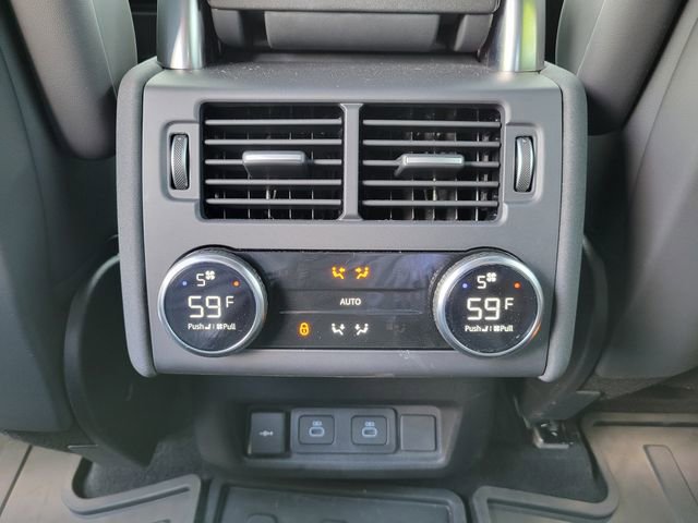 Used 2025 Land Rover Discovery Dynamic SE AWD/4WD image 25
