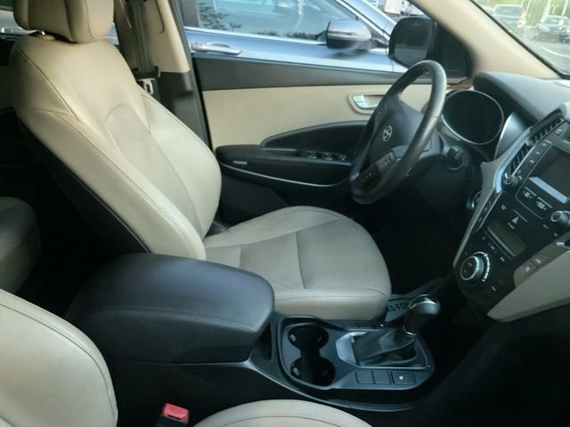 Used 2014 Hyundai Santa Fe Limited image 3