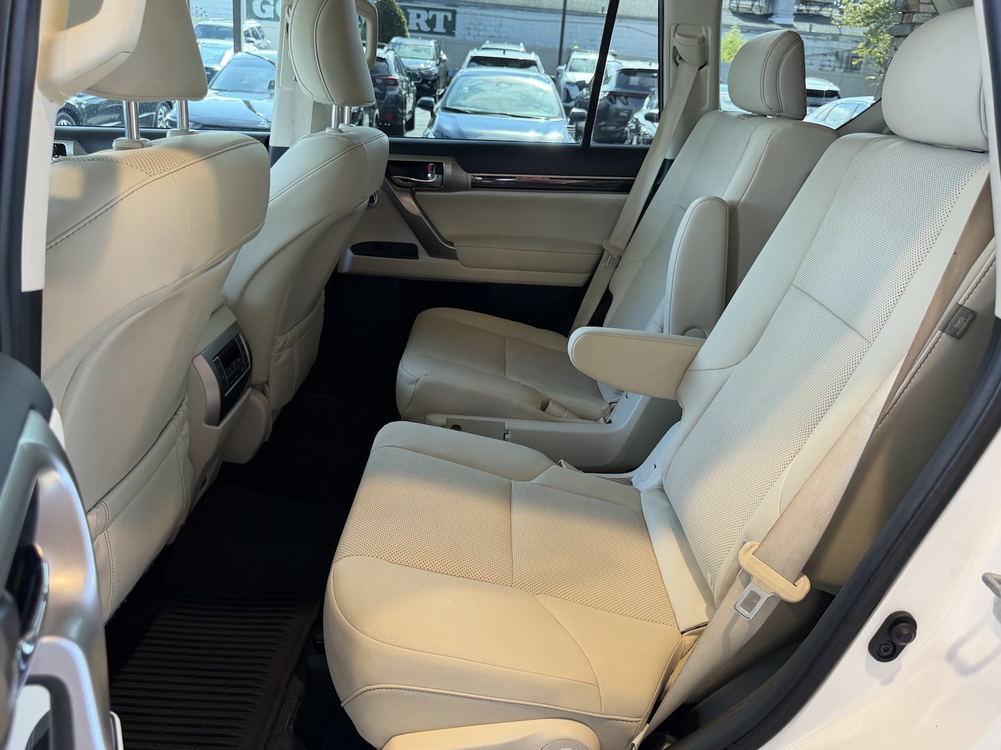 Used 2021 Lexus GX 460 Premium AWD/4WD image 31