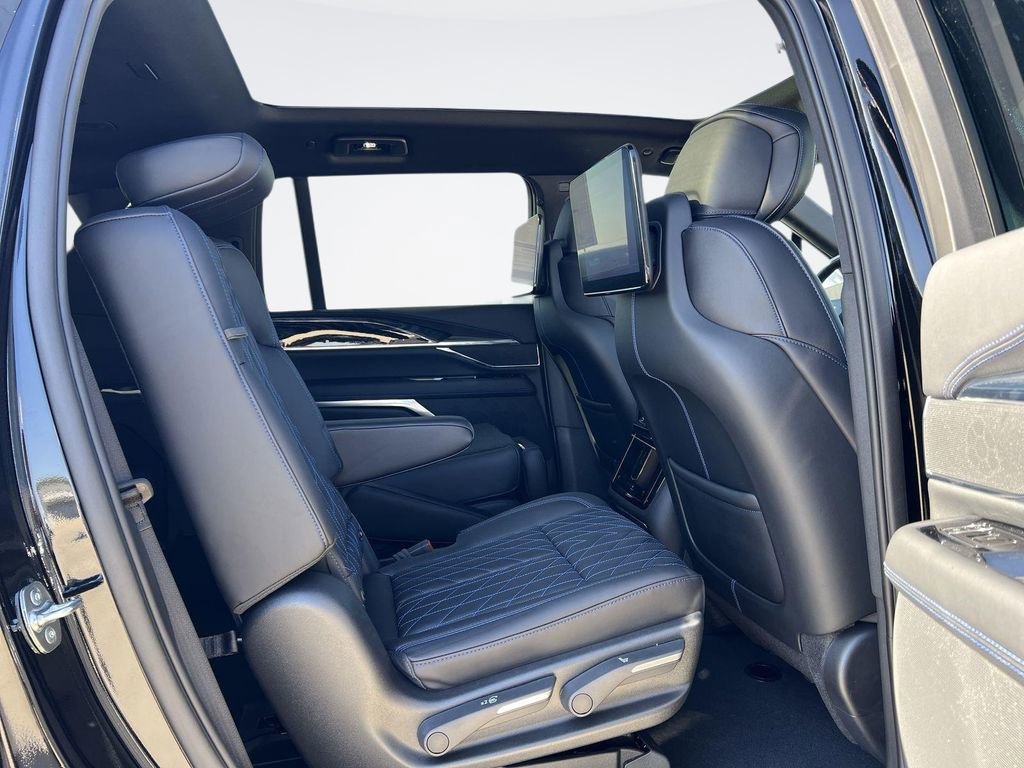 New 2026 Cadillac Escalade IQL Sport 1 AWD/4WD image 34