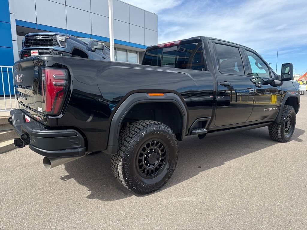 Used 2025 GMC Sierra 2500 AT4X w/ AT4X AEV Edition image 5