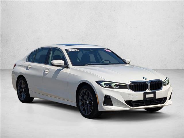 Used 2025 BMW 330i Sedan w/ Convenience Package RWD image 3