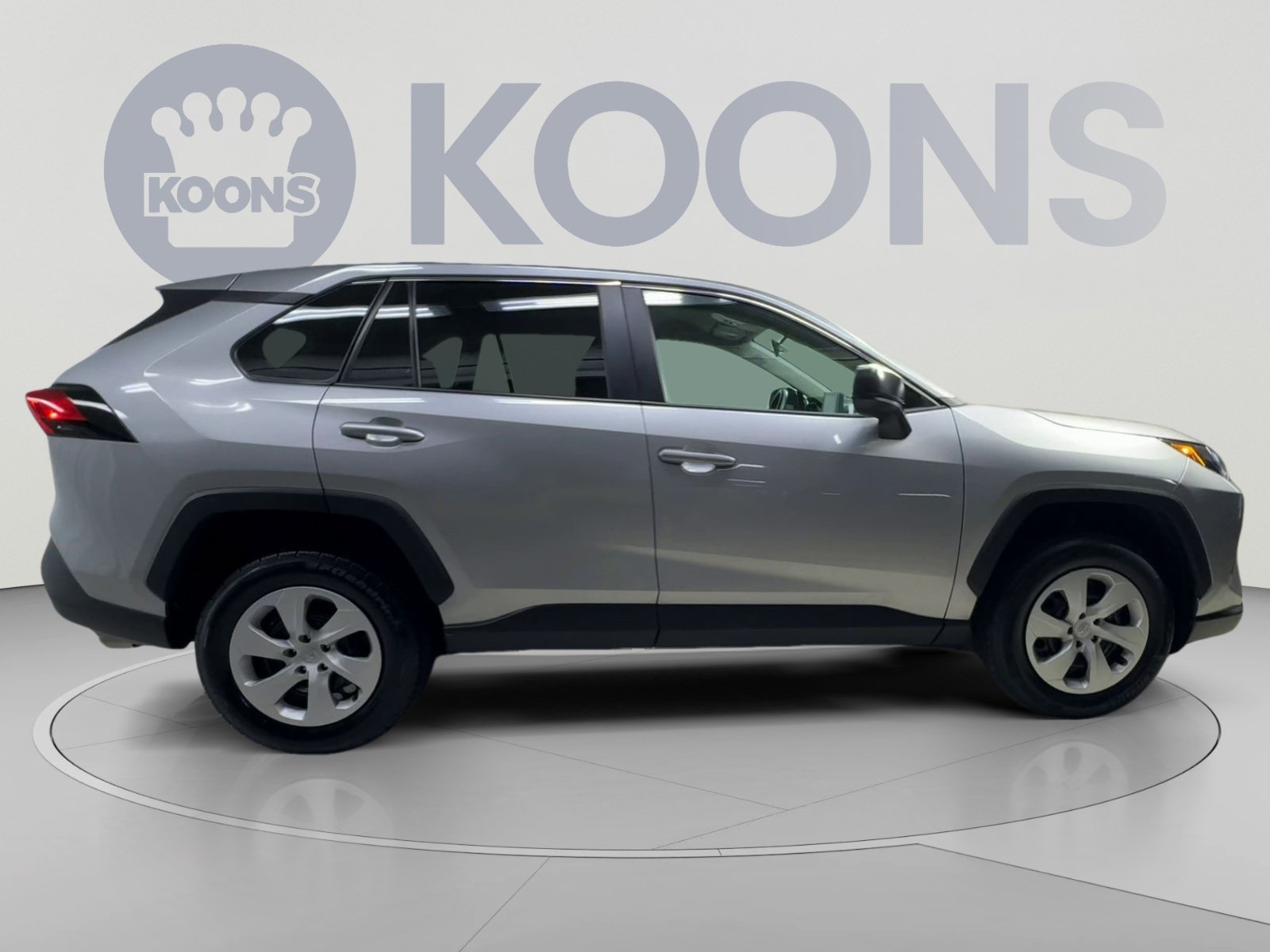 Used 2025 Toyota RAV4 LE AWD/4WD image 12
