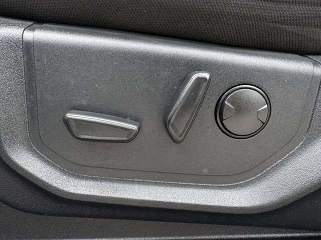 Used 2019 Ford F150 XLT w/ Equipment Group 302A Luxury AWD/4WD image 25
