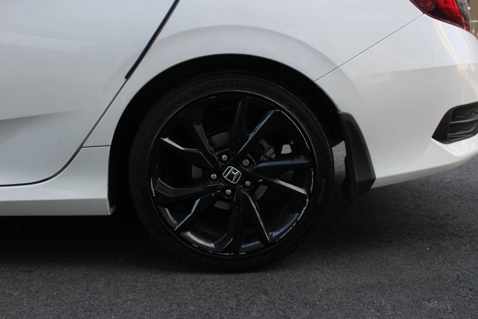 Used 2019 Honda Civic Sport image 10