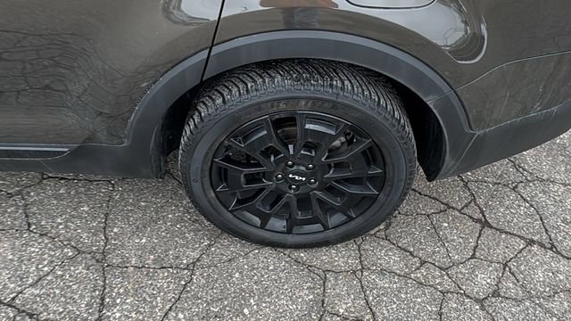 Used 2022 Kia Telluride EX w/ EX Premium Package image 27