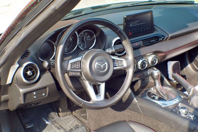 Used 2018 MAZDA MX-5 Miata Grand Touring RWD image 20