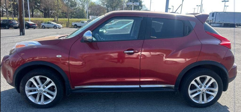 Used 2012 Nissan Juke SV w/ Chrome Pkg FWD image 8